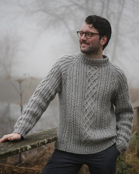 Cable knit sweater pattern