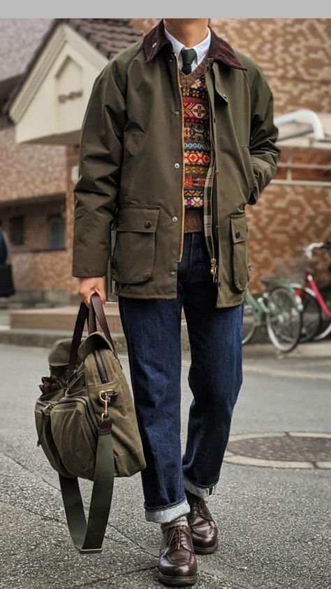 Men’s British Style, England Outfits Men, Old English Fashion Men, British Mens Fashion Casual, Dark Academia Sweater Men, Americana Mens Fashion, Oxford Style Mens, Men’s Corduroy Jacket Outfit, Barbour Men Outfit