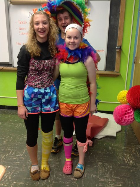 Wacky Wednesday at Sibley East! Crazy Spirit Day Outfits, Spirit Week Wacky Wednesday, Wacky Wednesday Ideas Outfits, Mismatch Spirit Day, Tacky Dress Up Day, Crazy Day Outfits For School, Mismatch Clothes Day At School, Mismatch Day Outfits, Wacky Dress Day At School