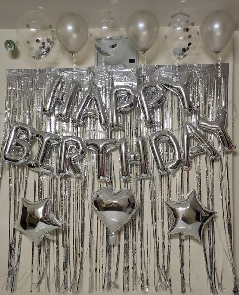 Twentyth Birthday, 20th Birthday Decoration Ideas At Home, Birday Party Ideas Decoration, 16th Birthday Backdrop Ideas, Happy Birthday Decoration Ideas At Home, 17th Birthday Decoration Ideas, Silver Theme Party Decoration, 18th Birthday Decoration Ideas, Bday Decoration Ideas At Home