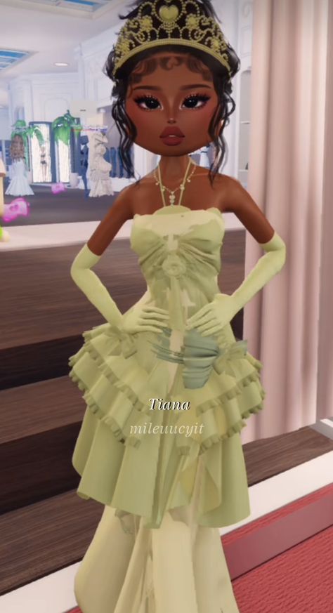 Di Me Right Now, Discord Ekitten Pfps, Bridgeton Dti Outfit, Fancy Expensive Dresses, Dress To Impress Profile Pic, Dress To Impress Background, Dti Roblox Hollywood, Cool Dress To Impress Outfits, New Dti Outfits