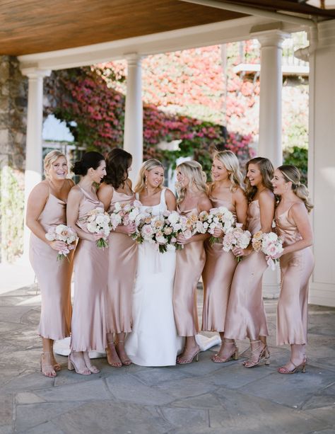 Champagne Pink Bridesmaid Dress, Light Pink Bridesmaids, Baby Pink Wedding, Gothic Wedding Theme, Light Pink Bridesmaid Dresses, Blush Pink Bridesmaids, Blush Pink Bridesmaid Dresses, Pink And White Weddings, Light Pink Wedding