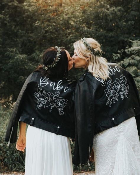 INSPIRATION: Bridal winter wedding jackets - WedShed Rock N Roll Bride Magazine, Rock Wedding, Wedding Hands, Two Brides, Rock N Roll Bride, Bridal Jacket, Unique Bride, Wedding Jacket, Lgbtq Wedding