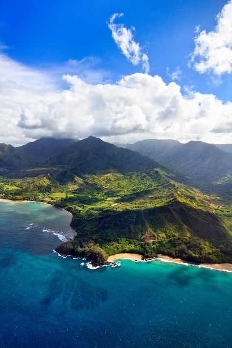 Kauai Hawaii, Island Aerial View, Ocean And Mountains, Hawaiian Ocean, Kauai Island, Colombia Travel, Itinerary Template, Hawaii Life, Travel Itinerary Template