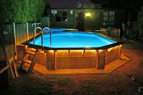 How to Landscape Around an Above Ground Pool - INYOPools.com Piscina Pallet, Piscina Container, Above Ground Pool Lights, Oberirdischer Pool, Ideas De Piscina, Pool Deck Plans, Best Above Ground Pool, Swimming Pool Decks, Swimming Pool Landscaping