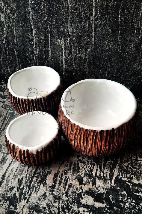 Carved Ceramics, Coconut Cups, Coconut Bowl, Ceramics Pottery Art, Ceramic Set, Ceramic Painting, Ceramic Bowls, Clay Art, Ceramic Pottery