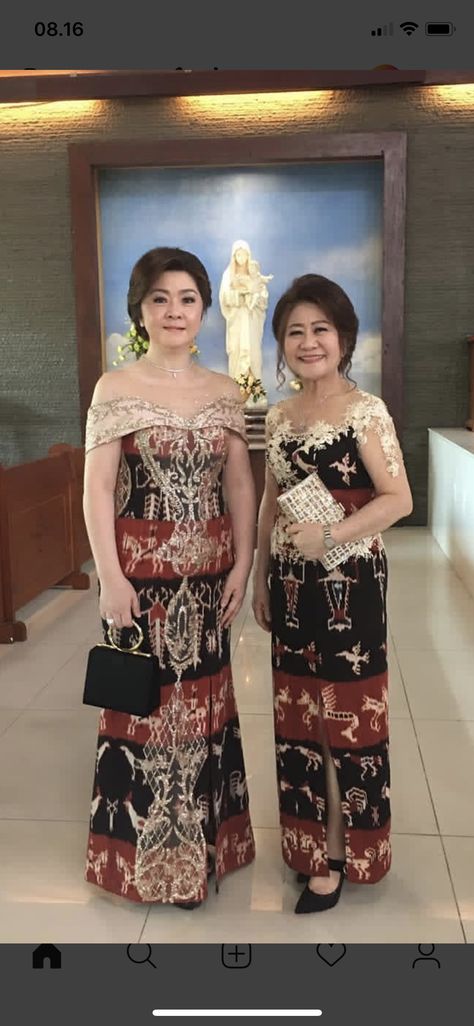 simpan gambar Batik Gown Dresses, Tenun Ikat Dress Kombinasi, Batik Dress Modern Gowns, Model Baju Batik Modern Dresses, Dres Batik Kombinasi Brokat, Model Dress Tenun, Tenun Ikat Dress, Dress Tenun Ntt, Dress Batik Modern Fashion Style