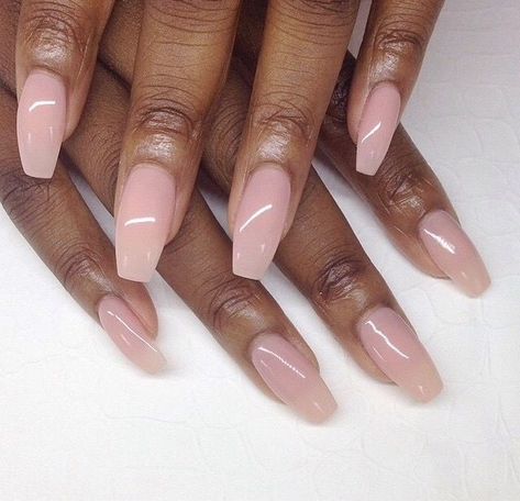 Pink + white nails Black Women Purple Nail, Pink White Nails, Natural Acrylic, Natural Acrylic Nails, Nagellack Trends, Top Knots, Her Nails, Super Nails, Nagel Inspo