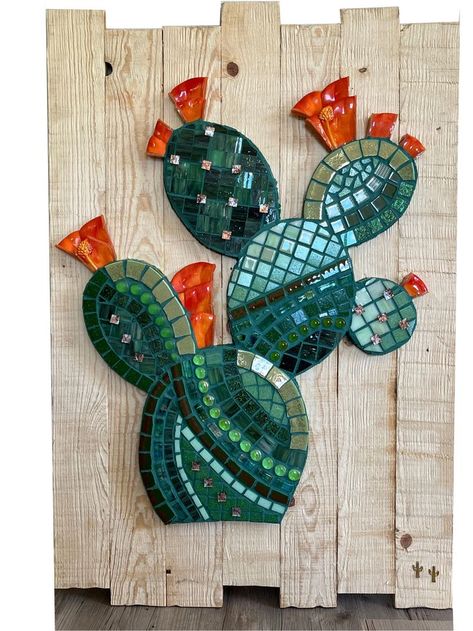 Cactus Wall Mosaic mounted on boards using a tropical flower bowl to create the flowers. Free Mosaic Flower Patterns, Mosaic Succulent Art, Plant Mosaic Art, Cactus Mosaic Ideas, Boho Mosaic Ideas, Ceramic Tile Mosaic Art, Mosaic Cactus Patterns, Mosaic Yard Art, Mosaic Designs Easy