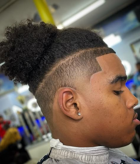 Black Man Bun Hairstyles, Mens Bun Hairstyles, Man Bun Hairstyles Curly, Man Bun Braids Black Men, Boys Man Bun Haircut, Black Man Bun, Men Bun Hairstyles, Men Ponytail Hairstyles, Black Men With Long Hair