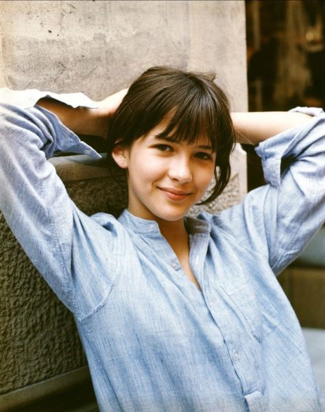 Sophie Marceau, Blue Shirt, Stone, Wall, Blue