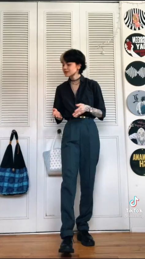 Graduation Outfit Nonbinary, Gender Neutral Semi Formal Outfit, Business Casual Enby, Formal Enby Outfits, Nonbinary Fancy Outfit, Enby Formal Wear, Grunge Semi Formal Outfit, Prom Nonbinary, Transmasc Business Casual