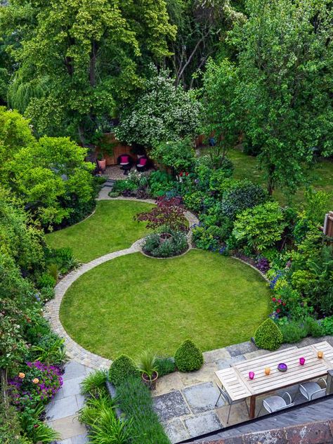 Circular Garden Design, Circular Lawn, Design Interior Modern, Small Yard Landscaping, Garden Design Layout, Flower Garden Design, Garden Design Plans, Have Inspiration, Creative Gardening