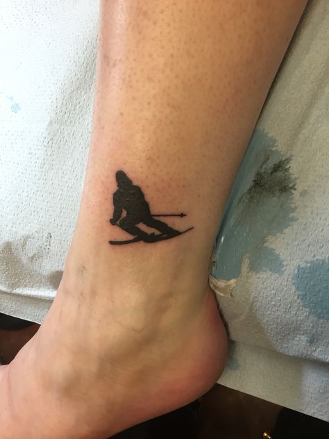 Skier Tattoo, Steve Tattoo, Cabin Tattoo, Skiing Tattoo, Ski Aesthetic, Cross Country Ski, Cross Country Skier, Ski Cabin, Cross Tattoos