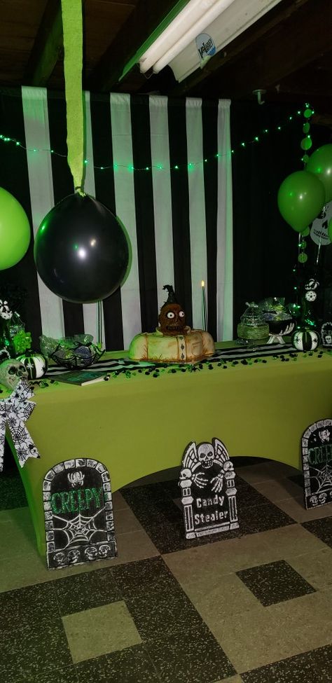 Beetle Juice Halloween Decorations Diy, Beetlejuice Themed Halloween Party, Beetlejuice Gender Reveal, Beetle Juice Birthday Party, Beetlejuice Birthday Party Decorations, Beetle Juice Party Ideas, Bettlejuice Theme Dinner, Beetlejuice Waiting Room Diy, Beetlejuice Watch Party