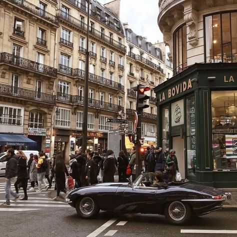 Stargirl Interlude, Paris Life, Destination Unknown, London Living, France Aesthetic, Joy Ride, Parisian Vibes, Streets Of Paris, Parisian Life