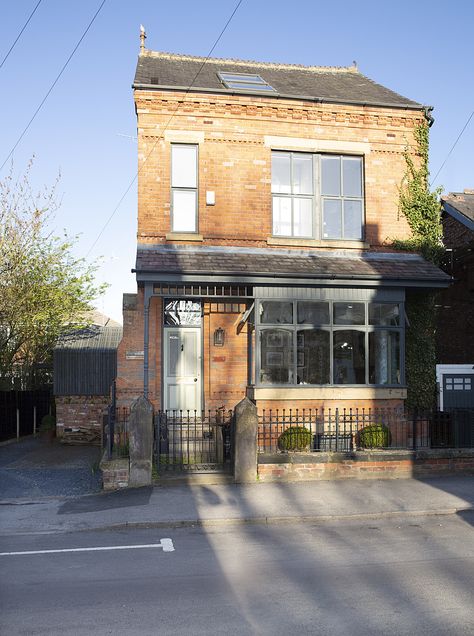 Victorian Guest House, Victorian New Build, Victorian Homes Uk, Renovated Victorian House, Modern Victorian House, Victorian Home Renovation, 1930s House Renovation, Victorian House Renovation, Modern Victorian Homes