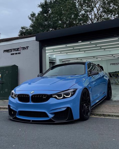 Aesthetic Bmw, M2 Bmw, M4 Bmw, Blue Bmw, E60 Bmw, Bike Wallpaper, Luxury Cars Bmw, Tmax Yamaha, Serie Bmw