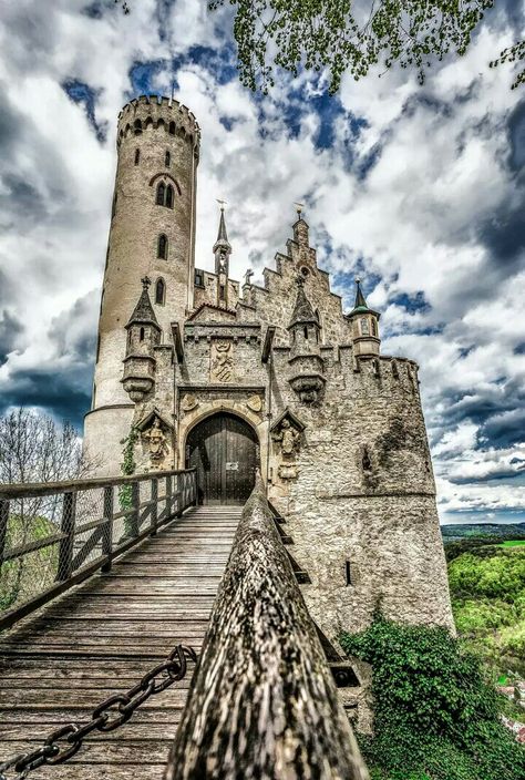 Lichtenstein Castle, Germany - by Muharrem ünal Lichtenstein Castle, Castle Germany, Medieval Castles, Old Castle, Castle Mansion, Germany Castles, Castle Designs, Castle Ruins, Chateau France