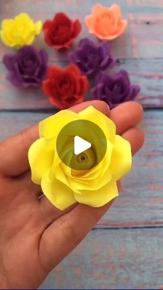 Rose Flower Diy Paper, Rose Flower Craft How To Make, Make A Rose Out Of Paper, Rose Made Of Paper, Rose Flower Making With Paper, Rose Crafts For Kids, How To Make Roses Out Of Paper, How To Make Paper Roses, Rose Paper Craft