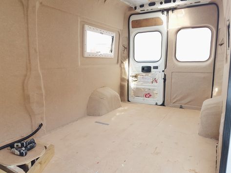 Transporter Conversion, Van Conversion Plans, Van Walls, Ducato Camper, Campervan Ideas, Camper Diy, Transit Camper, Astro Van, Campervan Hire