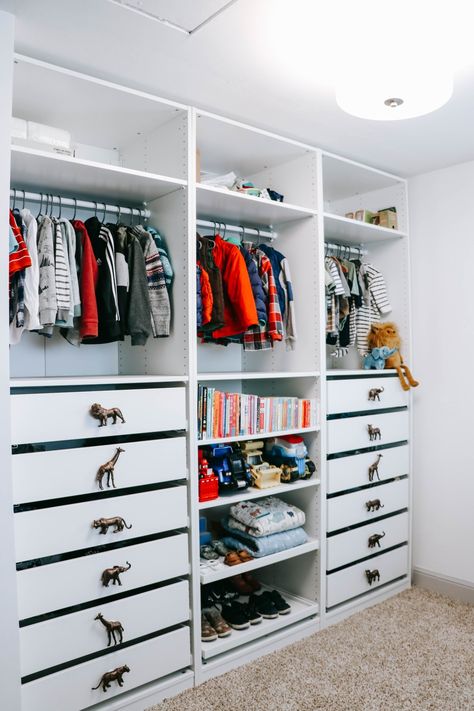 Closet Ideas For Kids, Ikea Closet Ideas, Brother Bedroom, Kids Room Wardrobe Design, Nursery Closet Shelves, Kids Wardrobe Design, Room Wardrobe Design, Shared Boys Rooms, Toddler Closet