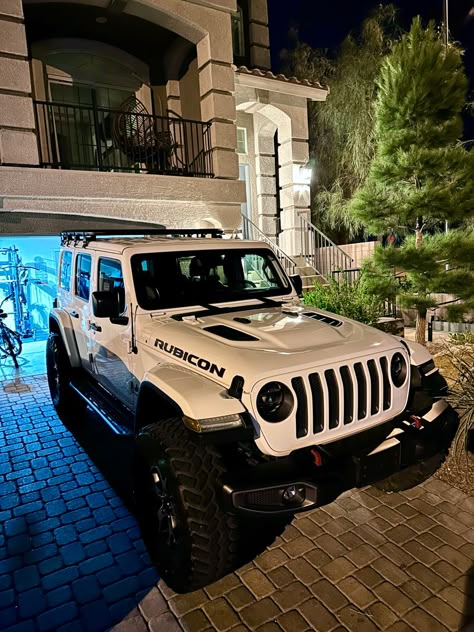 Jeep Wrangler Rubicon Modified, White Rubicon Jeep, Jeep Car Aesthetic, White Rubicon, Jeep Wrangler White, Dream Car Jeep, Jeep Wrangler Rubicon 392, White Jeep Wrangler, Mercedes Jeep