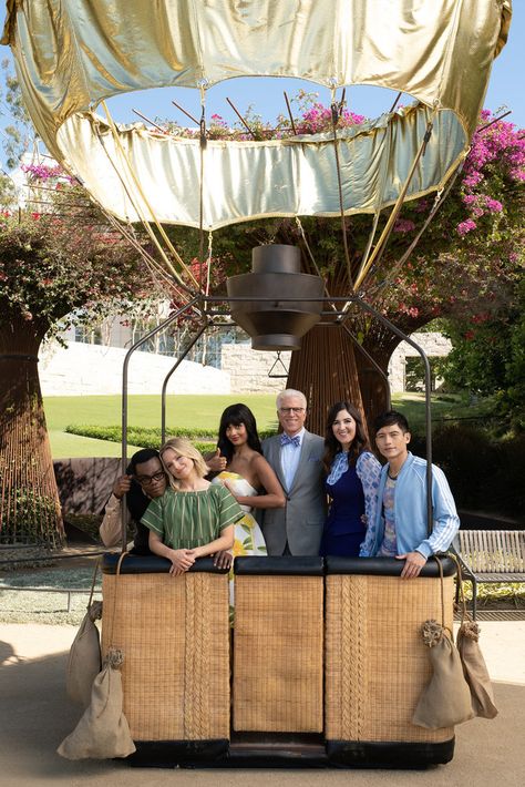 The Good Place Finale, The Good Place Cast, Happy Crying, Manny Jacinto, Costume Designer, After Life, Scene Photo, Film Serie, Series Movies