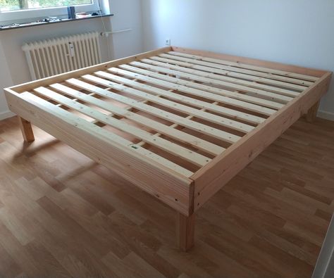 Robust and Inexpensive Bed Frame: Recently, I moved out from a student residence where all necessary furniture, such as desktop, table, chair, and bed were provided. I realized that this move will involve new expenses so I needed to find a way to make this punch a little bit softe... Small Bed Frame, Affordable Bed Frames, Making A Bed Frame, Beautiful Bed Designs, Student Residence, Simple Bed Designs, Bed Frame Plans, Desktop Table, Diy Platform Bed