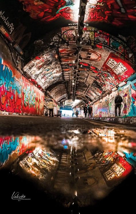 Leake Street Tunnel London And The Constantly Evolving Graffiti Art Best Street Photographers, Leake Street, Waterloo Station, Urban Graffiti, Street Graffiti, London Photography, Hoi An, Street Photographers, Mandalay