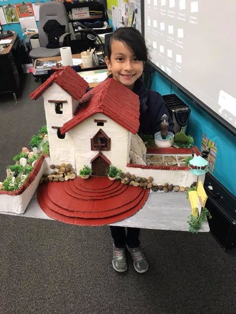 San Jose mission in California school project. She did an amazing job! Worked for about two weeks every night to complete. Her project cost me about $5 to complete since she used mostly recycled boxes and things found around the house. The buildings were made from zip lock boxes and covered with air dry clay and the roof was made from straws. Her fountain is a water bottle with hot glue strips for a water effect. Diy Mission Project, Mission Projects For Kids 4th Grade, House Model For School Project, Mission Project Ideas, Biome Project, California Missions Project, Biomes Project, California School, Christmas Checklist