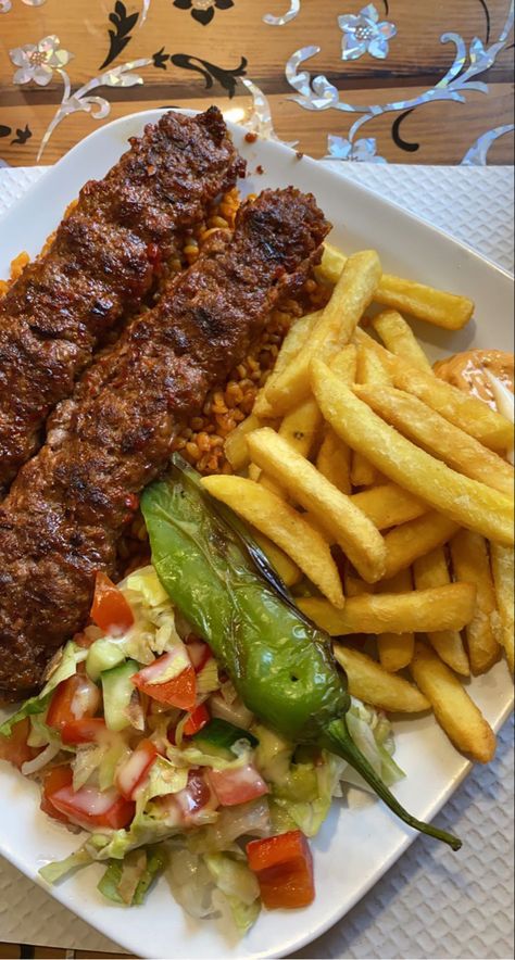 Iraq Food, Turkish Restaurant, Health Fitness Food, Healthy Food Habits, Egyptian Food, Food Babe, Healthy Food Motivation, Healthy Lifestyle Food, Small Meals