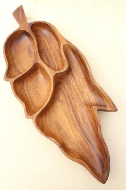 mid-century mod wood bowl w/ divided sections for snacks, tiki bar retro vintage serving dish Diy Resin Table, Wood Bowls Carving, Wood Spoon Carving, Monkey Pod Wood, Wood Dishes, Carved Wood Wall Art, Wooden Trays, Wood Plate, Wood Shop Projects