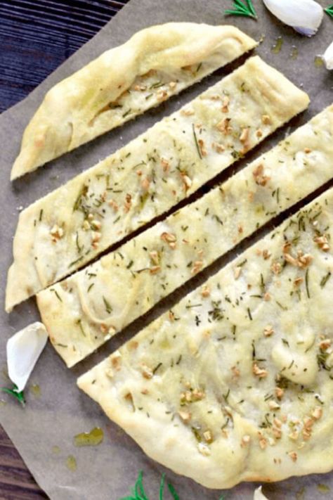 Garlic Flatbread, Gluten Free Flatbread, Paleo Bread, Rosemary Garlic, Low Carb Meal Plan, Paleo Breakfast, Gluten Free Diet, Gluten Free Bread, Gluten Free Baking