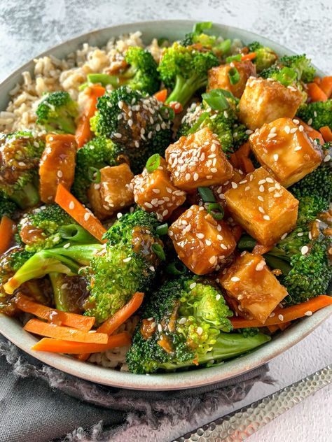 Tofu Ramen Stir Fry, Orange Tofu Stir Fry, Stir Fried Tofu, Fry Tofu, Orange Tofu, Cabbage Steaks Recipe, College Food, Tofu Stir Fry, Asian Vegetables