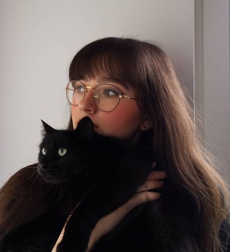 cat, glasses, kpop, girl, vintage, aesthetic, cute, kawaii, korean fashion Glasses Aesthetic Girl, Aesthetic Girl Vintage, Brunette Glasses, Bangs And Glasses, Glasses Aesthetic, Girl With Cat, Ravenclaw Aesthetic, Cat Glasses, Girls With Black Hair