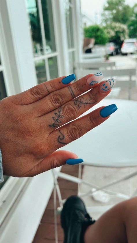 Squiggly Smiley Face Nails, Parker Mccollum Nails, Summer Nail Inspo Coffin Blue, Blue Boho Nails, Smiley Face Nails Acrylic, Blue Preppy Nails, Blue Western Nails, Summer Western Nails, Sorority Nails