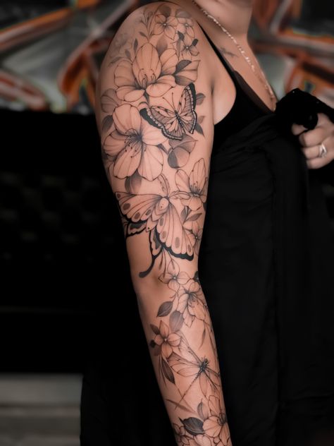 Romantic Sleeve Tattoo, Flora And Fauna Tattoo Sleeve, Floral Bicep Tattoo, Whole Arm Tattoo, Wildflower Sleeve, Fine Line Floral Tattoo Sleeve, Butterfly Sleeve Tattoo, Flower Sleeves, Tattoo Fe