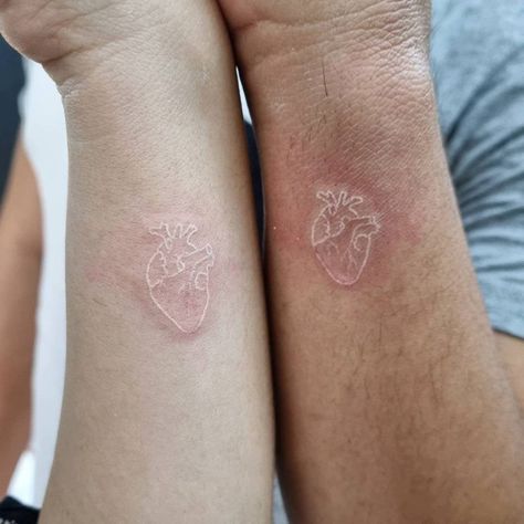 Magnet Tattoo Couples, Small Matching Tattoos For Couples, Simbols Tattoo, Matching Tattoos For Couples, Couples List, Small Tattoos Ideas, Couple Tattoo Ideas, Couple Tattoos Unique Meaningful, Maching Tattoos