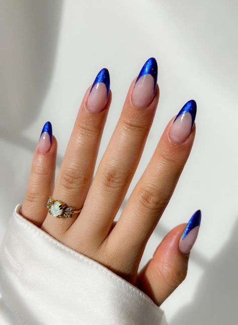 Navy Blue Nails French Tip, Nail Inspo Dark Blue, Navy French Tip Nails, Navy Blue Nail Designs, Royal Blue Nails Designs, Aesthetic Navy, Nails Navy, Hoco Nails, Blue Coffin Nails