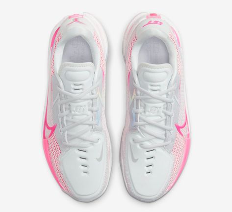 Volleyball Shoes Preppy, White And Pink Basketball Shoes, Nike Pink Basketball Shoes, Cute Nike Basketball Shoes, Pink Nike Volleyball Shoes, Pink Volleyball Shoes Nike, Hot Pink Volleyball Shoes, Best Volleyball Shoes Women, Nike Volleyball Shoes Woman