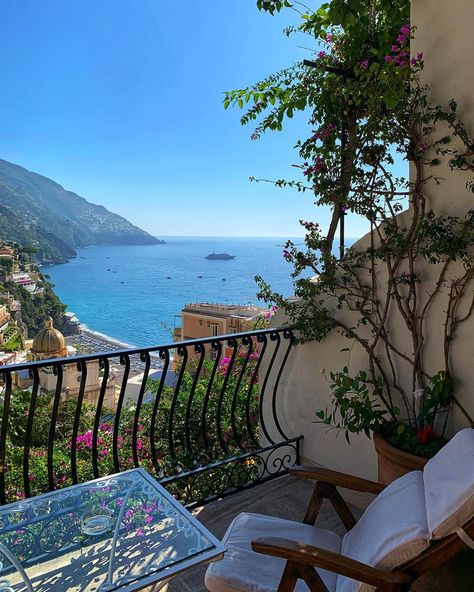 Italy Hotel Room Aesthetic, Italy Aesthetic Apartment, Hotel In Italy, Italy Hotel Aesthetic, Apartments In Italy, Italian Hotel Room, Italy Hotel Room, Italy Apartment Aesthetic, Apartment Italy