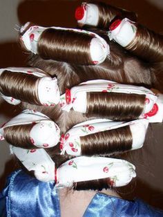 Roller Tutorial, Hair Rollers Tutorial, Rag Curls, Diy Hair Rollers, Diy Hair Curlers, Roller Sets, Hair Roller, Homemade Hair Products, Hair Curler