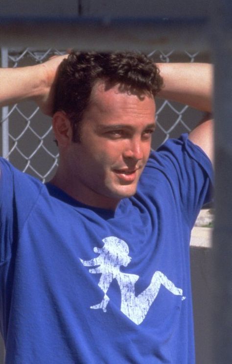 such a normal guy... Vince Vaughn The Break Up, Vince Vaughn 90s, Comedy Actors, Vince Vaughn, The Royal Tenenbaums, Married Woman, Good Looking Men, Celebrities Male, John Wick