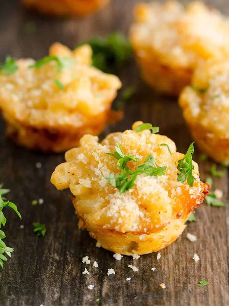 Lobster Mac and Cheese Bites ~ Perfect Crowd Pleasing Appetizer! Appetizers For Party Bite Size, Lobster Appetizers, Bite Size Appetizers Easy, Cheese Bites Recipe, Super Bowl Menu, Cheesy Appetizer, Mac And Cheese Bites, Lobster Mac, Bite Size Snacks