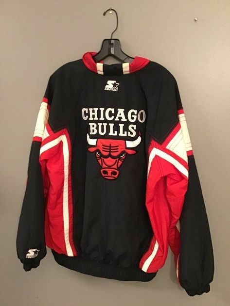 Chicago Bulls Outfit, Chicago Bulls Jacket, Bulls Jacket, Chicago Bulls Hoodie, Sweater Outfits Men, Nba Outfit, Outfit Retro, Starter Jacket, Hype Clothing