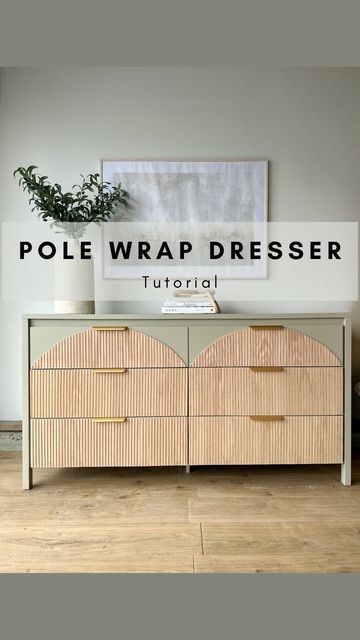 Electric Ray, Diy Kast, Pole Wrap, Diy Dresser Makeover, Diy Bathroom Furniture, Diy Furniture For Small Spaces, Pallet Furniture Living Room, Diy Apartment Furniture, Furniture Small Spaces