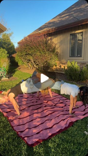 rebekah bean ripley on Instagram: "Did this challenge with my best friends! It went better than expected😁

#bestfriends #3bestfriends #plankchallenge #plankchallenge #plank" Challenged To Do With Friends, 3 Best Friends, Best Friend Challenges, Vacation Meals, Challenges To Do, Plank Challenge, Friend Challenges, July 17, Girly Things