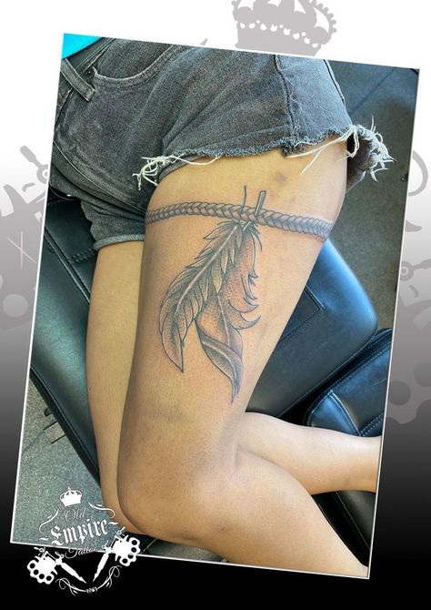 Beautiful braid and feathers tattoo 🪶 client sat super well for this leg piece @oldempiretattoo #legtattoo #feathertattoo #thightattoo #femininetattoo #oldempiretattoos #feather #ropetattoo Braided Sweetgrass Tattoo, Thigh Feather Tattoo Women, Sweetgrass Tattoo, Thigh Garter Tattoo, Feathers Tattoo, Thigh Band Tattoo, Rope Tattoo, Thigh Band, Garter Tattoo