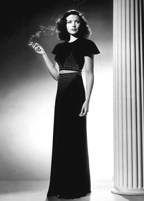 Gene Tierney, 1941, wearing a dress by Oleg Cassini Gene Tierney, Classic Hollywood Glamour, Old Hollywood Style, Oleg Cassini, Actrices Hollywood, Hollywood Glam, Old Hollywood Glamour, 1940s Fashion, Golden Age Of Hollywood